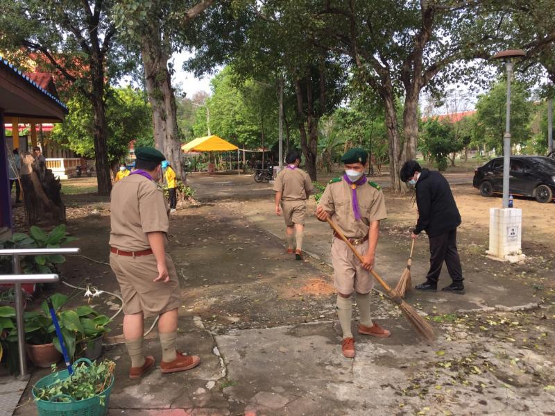 13. กิจกรรมลูกเสือจิตอาสาพระราชทานกับการพัฒนาชุมชน ห้องสมุดประชาชนอำเภอคลองขลุง 