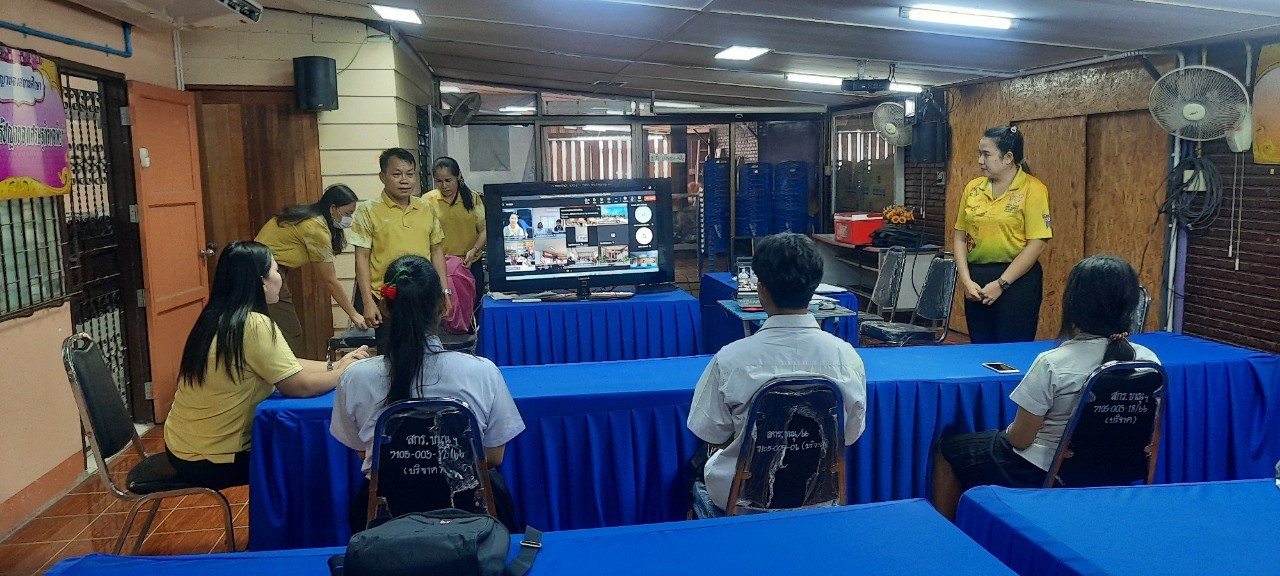 สกร.อำเภอขาณุวรลักษบุรี ร่วมแข่งขันตอบคำถามสารานุกรมไทยสำหรับเยาวชนฯ