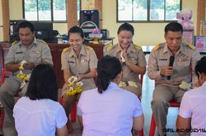 102.  ความภูมิใจมิได้อยู่ในพานไหว้ครู  แต่อยู่ในวันที่รู้ ว่าศิษย์นั้นไปได้ดี