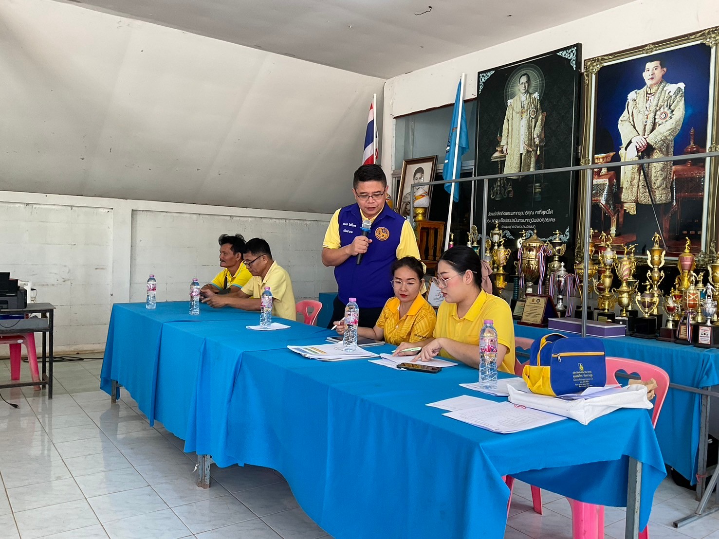 เวทีประชุมประชาคมหมู่บ้านเพื่อขับเคลื่อน โครงการพัฒนาศักยภาพแผนพัฒนาหมู่บ้าน อำเภอโกสัมพีนคร ประจำปีงบประมาณ 2568