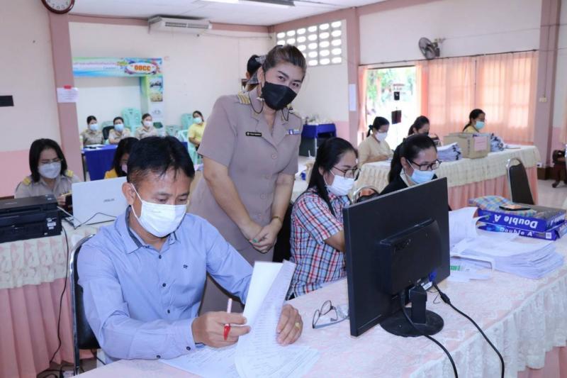 2. เข้าร่วมโครงการประชุมเชิงปฏิบัติการตรวจสอบความถูกต้องการจัดทำข้อมูลผลการเรียนเฉลี่ยและค่าตำแหน่งเปอร์เซ็นต์ไทล์และการตรวจไขว้ (GPAX) ของสถานศึกษา ภาคเรียนที่ 2 ปีการศึกษา 2564 