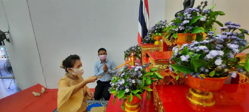 11. กิจกรรมส่งเสริมคุณธรรมนำความรู้จริยธรรมบูชาครูสู่การเรียนรู้รักการอ่านภาคเรียนที่ ๑/๒๕๖๕ 