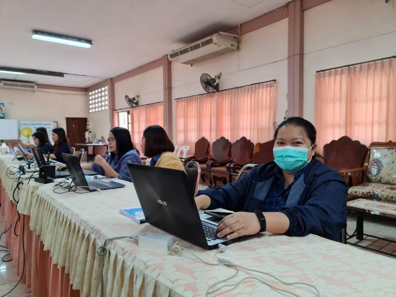 3. ประชุมโครงการสนับสนุนการพัฒนาบุคลากร กศน.แบบ online หลักสูตรการจัดกิจกรรม กศน. ป้องกันสภาวะซึมเศร้า คงสมรรถนะทางกาย จิตและสมองของผู้สูงอายุ รุ่นที่ 2 