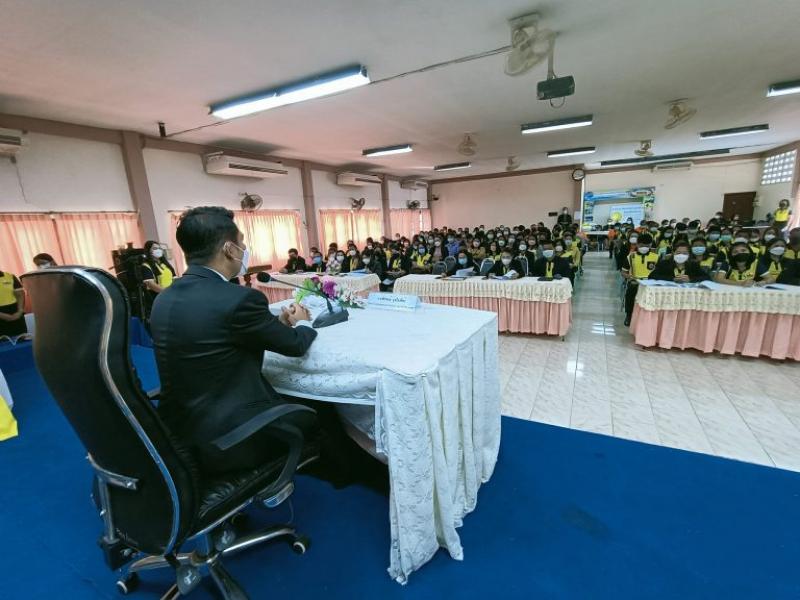 4. โครงการประชุมชี้แจงรับมอบนโยบาย จุดเน้นและแนวทางการดำเนินงานของสำนักงาน กศน. จังหวัดกำแพงเพชร ประจำปีงบประมาณ พ.ศ. 2565